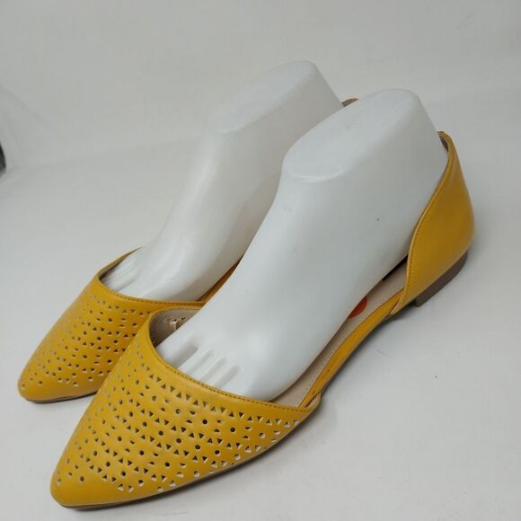 JONES NEW YORK SIGNATURE. YELLO GOLD SANDAL. SIZE 11. - Picture 5 of 16
